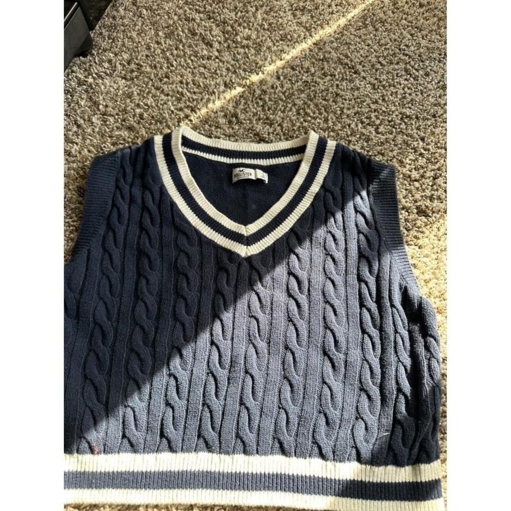 Hollister Navy Blue Cable Knit V-Neck Sweater Vest Striped Trim Cropped Small
